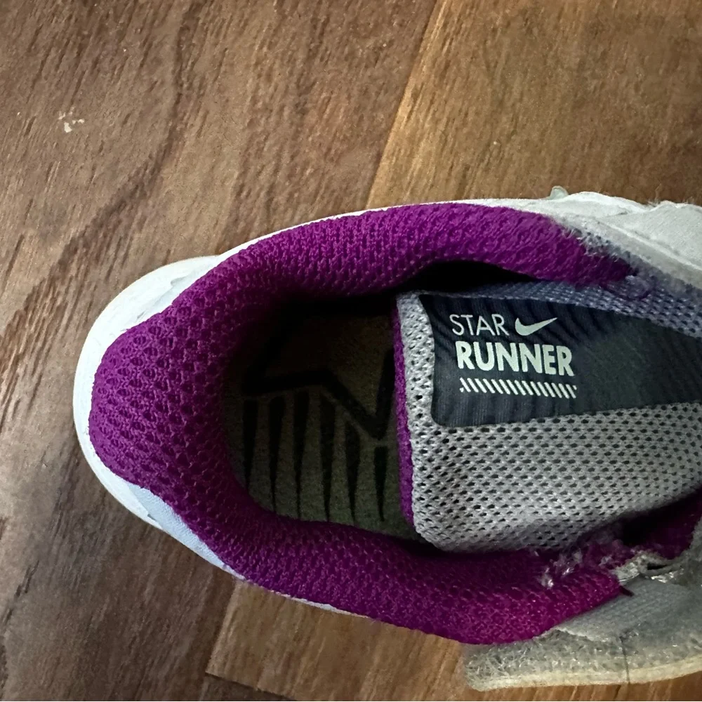 Nike star runner